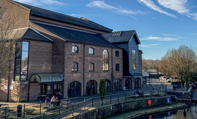 theatr brycheiniog tickets