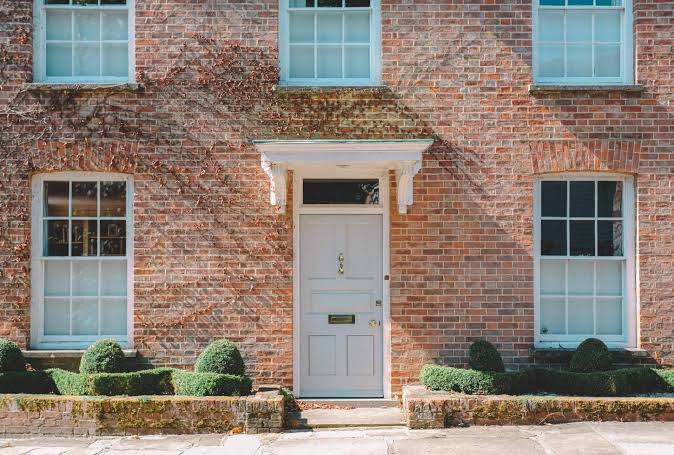 Which House Survey Do You Need When Buying in the UK?